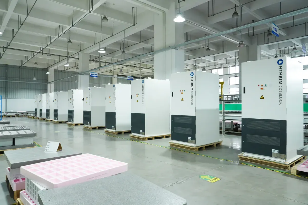 Multiple Hithium DC battery cabinets in the manufacturing facility