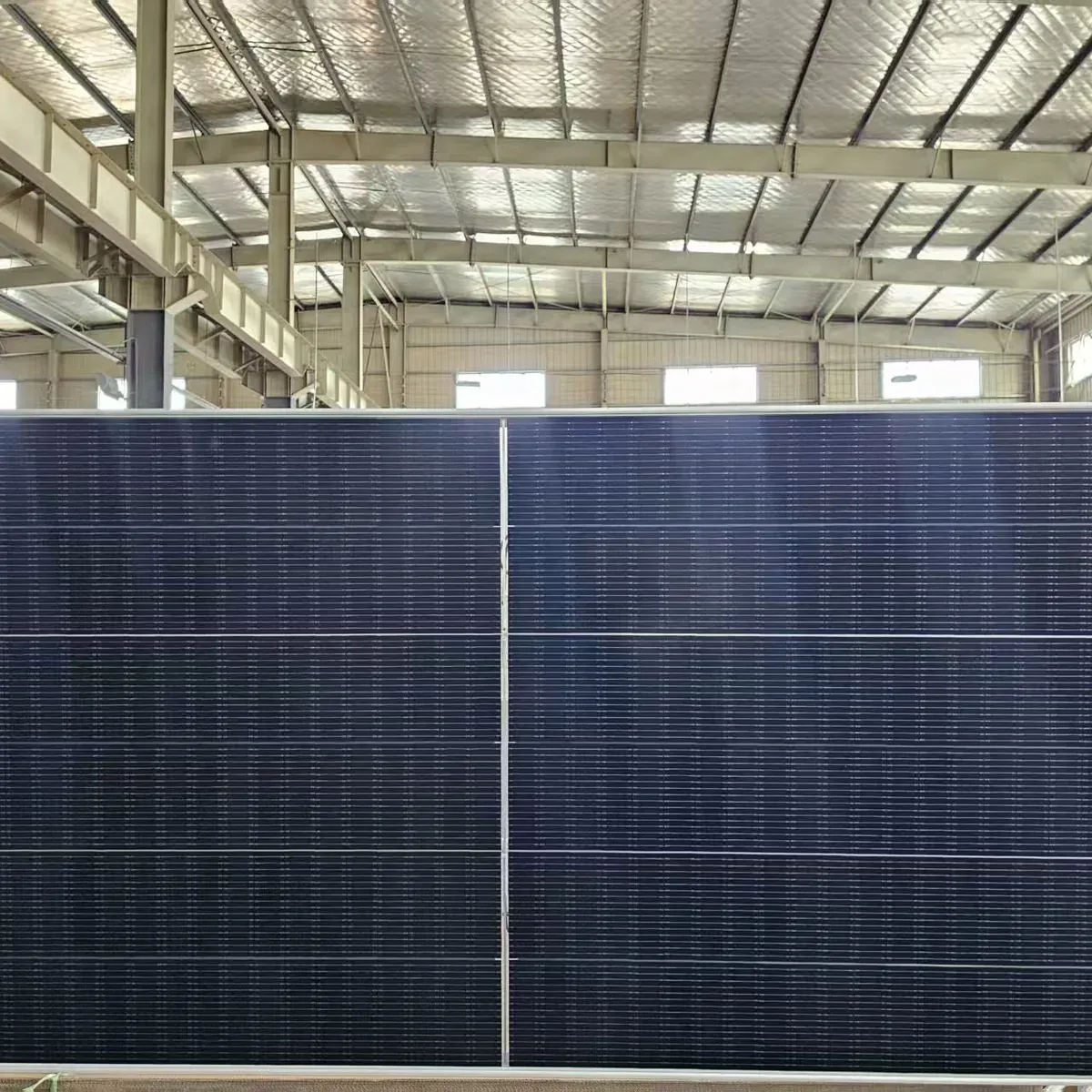 Tongwei solar module during product inspection
